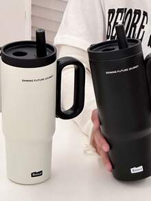 Cốc giữ nhiệt lớn 720ml, dung tích lớn, cốc cà phê ô tô, bình giữ nhiệt bằng thép không gỉ, bình chân không có ống hút, bình nước bằng thép không gỉ màu hồng. Bộ đồ uống chất lượng cao này giúp giữ đồ uống của bạn ở nhiệt độ hoàn hảo. Cốc du lịch tiện lợi, cốc cà phê đá, cắm trại ngoài trời, đi bộ đường dài, tự lái, những vật dụng cần thiết khi trở lại trường học, những vật dụng cần thiết cho văn phòng, những vật dụng cần thiết cho ký túc xá, những vật dụng cần thiết cho gia đình, dành cho cả nam và nữ. - Nhiều màu - Xem 8