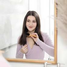 1 Pezzo Pettine e Spazzola per Barba Unisex, Spazzola per Acconciatura Professionale Senza Profumo, Pettine per Pulizia di Sfumature e Tagliacapelli, Strumento per Lisciare i Capelli, Pettine per Capelli Spessi/Sottili, Ottimo per la Festa Nazionale, il Bagno, il Massaggio del Cuoio Capelluto, il Ritorno a Scuola, le Vacanze e la Vita Quotidiana/Natale/Decorazioni Natalizie/Regali di Natale