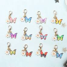 1个/4个/5个/6个/12个装精美蝴蝶钥匙扣礼盒套装，附赠励志卡片、多色蝴蝶吊坠、友谊日口袋礼物，适合所有收礼人，可作包包和钥匙扣挂件，蝴蝶和龙虾扣饰品挂钩，创意时尚的万圣节配饰，教师节包包挂绳（带证件套），汽车配饰，包包挂件，汽车配饰，姐妹礼物创意 - 彩色 - 查看 22