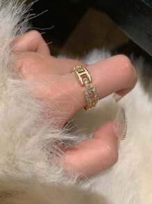 1 件高端简约设计全 CZ 镀金字母 H 戒指，微镶方晶锆石，时尚百搭，适合女性，适合情人节、宴会和派对礼物。