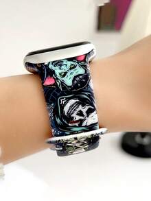 1pc Halloween Skull Print Silicone Watch Band Compatible With Apple Watch Band Strap 38mm 40mm 41mm 42mm 44mm 45mm 49mm (S10 42)Mm (S10 46)Mm, Fashionable Soft Silicone Sports Watch Strap Bands Compatible With Iwatch Series 11 Ultra3 Ultra 2 SE3 S10 SE2 9 8 7 SE 6 5 4 3 2 1, Perfect Gift For Thanksgiving,Halloween,Birthdays,And More-Unisex For All Ages