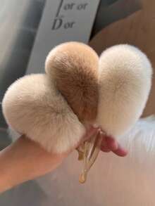 1pc Women's Hair Clip, Cute Fluffy Twist Hair Claw, Suitable For Daily Wear, Outdoor, Home And Various Occasions, Claw Clips, Hair Claws, Clips For Hair, Hair Slide, Hair Barrettes, Winter Accessories