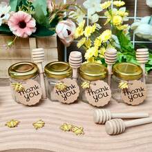 10/20 piezas Paquetes de fiesta Tarros de miel de vidrio, con tapas doradas, botellas de miel de vidrio transparente de 45ml/1.52oz con tarjetas redondas y palitos de madera, tarros de miel mini a granel para mermelada, caramelos, regalos de baby shower, regalos festivos, decoración del hogar