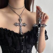 1pc Gothic Vintage Intricate Hollow Carved Cross Pendant Necklace With Stone, Luxury Niche Design Sweater Chain, Multi-Color Metal Y2K Delicate Choker Necklace, Suitable For Women Party, Prom, Daily Wear, Friend Gift