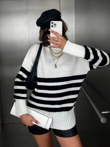 Women's Elegant Knit Cardigan, White Autumn/Winter Fashion Knit Top, Elegant, Casual, Comfortable, Stylish, Solid Color Bow Design, Pearl Decor, Pockets, Long Sleeve, Button Front Sweater, 2025 New Arrival - White - View 3