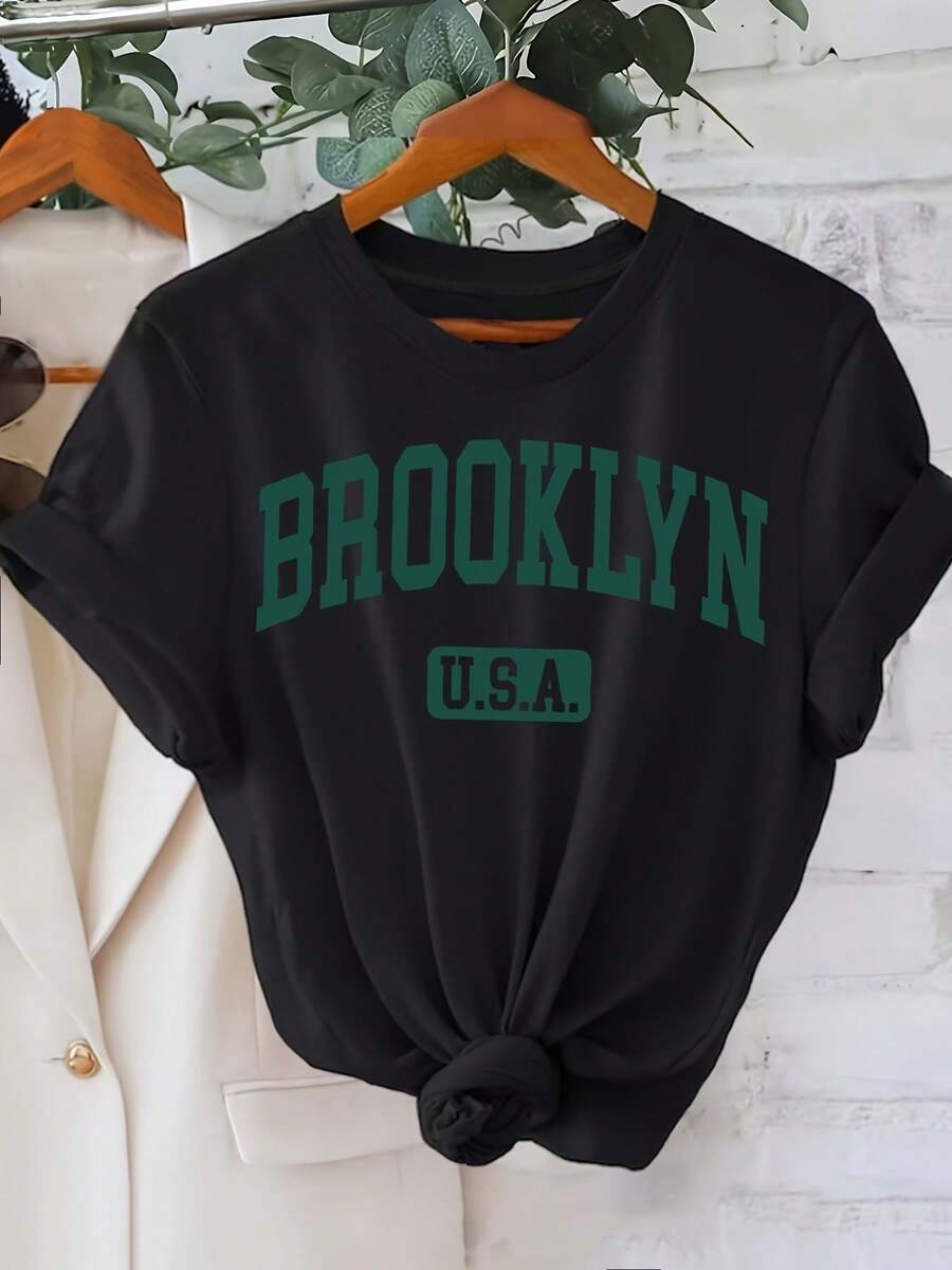 Plus Size BROOKLYN Print T-Shirt, Casual Short Sleeve Crew Neck Top For Spring & Summer, Short Sleeve Crew Neck Casual Top, Breathable Fabric, Machine Washable, All-Season Comfort, T-Shirt Stylish, Comfortable Clothing, Classic Round Neckline, Ladies T Shirt - 黑色 - 查看 1