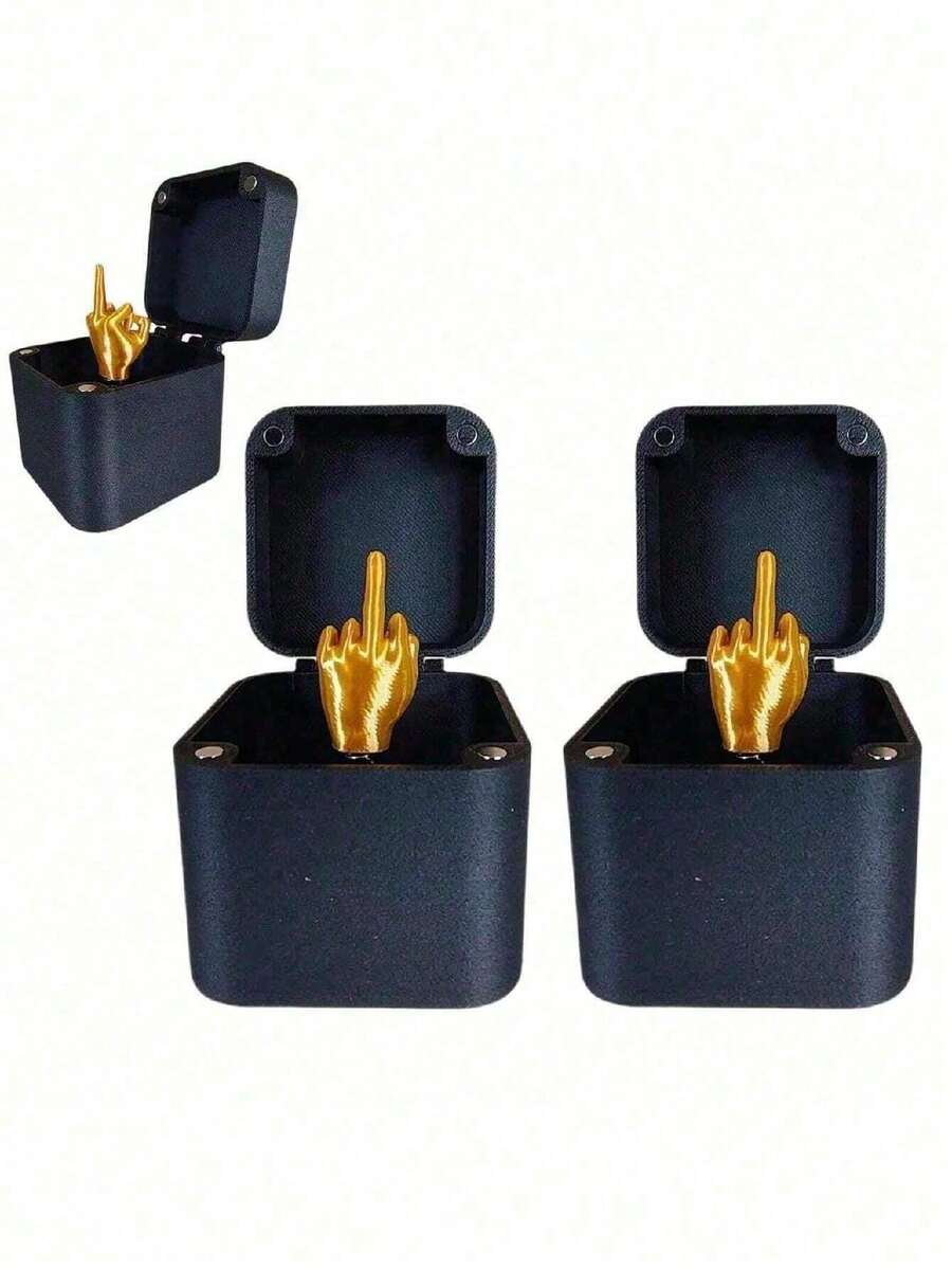 1/2pcs Surprise Gift Box, Finger Hidden In Box Prank Gift Box, Funny Gag Gift Box For Adult Office Desk Decor, Christmas/Valentine's Day Gift