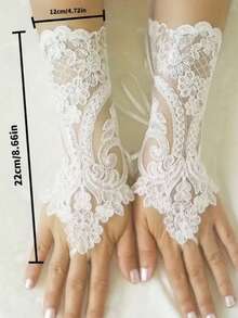 1pc Elegant Black Lace Fingerless Women's Gloves - Soft And Skin-Friendly, Intricate Floral Design, Elastic Polyester - Perfect For Bride Weddings, Parties And Dances, Wedding Accessories