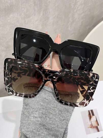 2 Pieces Of Women's Black And Leopard Print Oversized Cat-Eye Fashion Glasses,Made From High-Grade PC Materials, Y2K Style, Travel, Holiday Accessories, Seasonal Selection, Fashionable Glasses, Wear In The ,Suitable For Party Looks, Summer, Back-To-School Season, Beach Parties, Street Style, Selfies, Holidays.