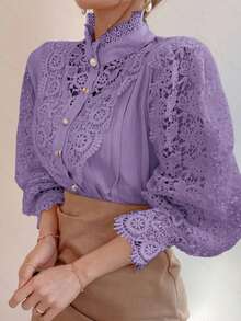 Blusas con cuello de pie de encaje, botones y diseño hueco con flores para mujeres