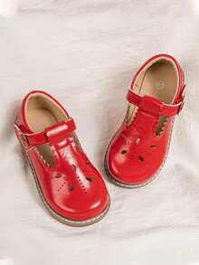 A Pair Of Christmas New Style Girls' Fashionable Flats Retro British Style Red Leather Shoes, Lightweight And Comfortable Children's Casual Shoes, Classic Children's Shoes, Suitable For Performances, Performances, Dresses And Casual Clothes