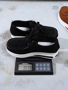 2025 New Lace-Up Black Flat Shoes, Solid Color Sports Lace Metal Eyelets Flat Shoes, Suitable For Home Wear All Seasons
