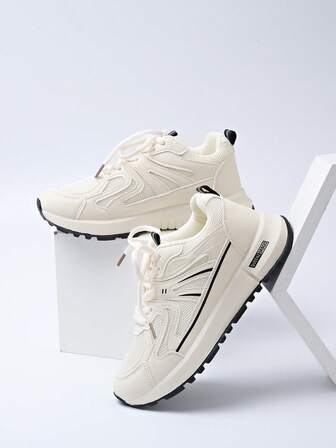 Women's Round Toe Lace-Up Thick Sole Student Style Casual Comfortable Platform Sneakers