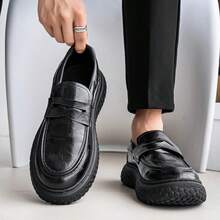 2025 New Fashion Slip-On Leather Shoes For Men, Outdoor Casual Business Shoes, Thick Sole Anti-Slip Loafers, Suitable For Teenagers