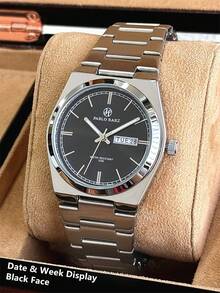 Montre d'affaires charmante pour hommes PABLO RAEZ d'origine. Montre de luxe de marque vintage. Accessoires d'été et de plage, bijoux. Bracelet en acier inoxydable. Boîtier en acier non terni de couleur argent et noir. Aiguilles luminescentes. Résistante à l'eau jusqu'à 50 m. Affichage simple du calendrier et de la semaine. Cadran avec chiffres romains et graduation. Cadeau de mariage