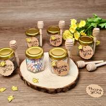 10/20 piezas Paquetes de fiesta Tarros de miel de vidrio, con tapas doradas, botellas de miel de vidrio transparente de 45ml/1.52oz con tarjetas redondas y palitos de madera, tarros de miel mini a granel para mermelada, caramelos, regalos de baby shower, regalos festivos, decoración del hogar