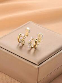 1 对时尚仿珍珠和水钻双排夹式耳环，优雅个性化蚊香夹式耳环，适合女士日常佩戴和节日礼物