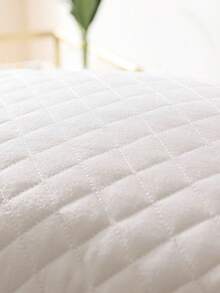 1pc New Single-Sided Plaid Pillow Insert, Soft, Comfortable, Breathable, Washable, Home Pillow