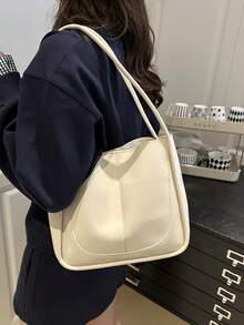 这款女士大容量手提包/单肩包/手提包，采用PU材质，搭配星星毛绒挂件，简约纯色拼接设计，适合日常出行、商务旅行，也可作为送给闺蜜的小礼物。 - 彩色 - 查看 4