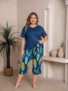 Women's Printed V-Neck Oversized Short Sleeve Pajama Set - Royal Blue - View 8
