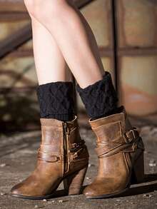 1双菱形图案休闲腈纶短袖针织腿套，适合秋冬季搭配高筒靴、雪地靴、踝靴，保暖防风，是理想的圣诞礼物。 - 常規款 - 查看 3