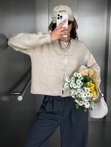 秋冬优雅女装秋冬上衣秋冬女装针织外套卡其色秋冬时尚新款女装针织上衣优雅休闲舒适时尚纯色中式盘扣结饰设计点缀圆领上衣长袖短款开衫毛衣2025新款！ - 卡其色 - 查看 2