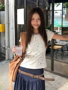 Vintage Star Print Pattern Round Neck Slim Fit Casual Everyday Wear Short Sleeve T-Shirt For Women