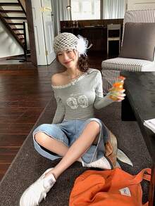 Lace Trim Letter Oblique Shoulder Long Sleeve T-Shirt, Slim Fit Sexy Ladies Top, Early Autumn