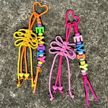 1pc Floral Design Custom Bag Charm, Acrylic Colorful Letter Keychain, Handmade Rope Sunflower Bag Pendant, Heart Keychain, Decorative Pendant, Christmas/Halloween/Easter/Mother's Day Personalized Gift,Apparel Accessories,Chic Autumn,Boyfriend,Girlfriend,Family,Friends