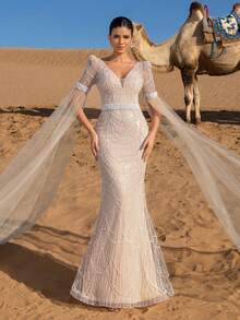 Faeriesty Luxury Women's Formal Evening Gown, Deep V-Neck, Sequin Embellished, Sheer Cape Sleeve Design, Glamorous Appearance - 香檳色 - 查看 3