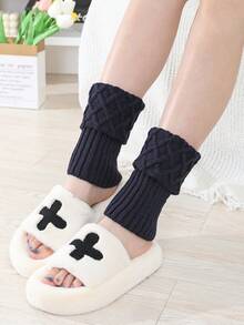 1双菱形图案休闲腈纶短袖针织腿套，适合秋冬季搭配高筒靴、雪地靴、踝靴，保暖防风，是理想的圣诞礼物。 - 常規款 - 查看 19