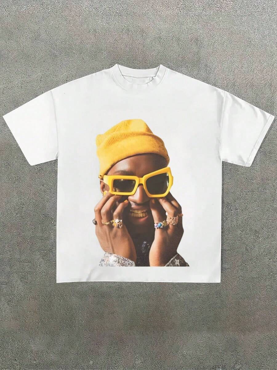 Men's Portrait Of Man With Yellow Hat Graphic Design Round Neck Casual Summer Pure Cotton 220g Classic-Fit White T-Shirt - 白色 - 查看 1