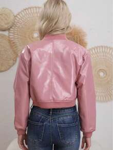 Chamarra cazadora Y2K outfit urbano street style look estilo bomber crop corta vinipiel vinil piel pu dama mujer cuello redondo manga con cardigan  cierre con broche de presión metálico manga larga dos bolsillos cargo solapa al frente casual día noche salida otoño invierno - Rosa - Ver 2