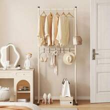 Perchero Metálico Organizador de 2 Estantes con Ruedas, Estante Móvil Ideal para Ropa, Sacos, Bolsas, Sombreros, Accesorios, Diseño Minimalista, Para espacios Compactos, Soporte de hasta 25kg - Blanco - Ver 2