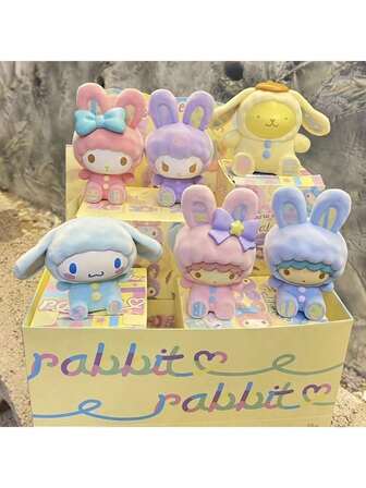 Sanrio [买家最爱] 三丽鸥兔系列桌面摆件盲盒，波波姆布丁卡通可爱小雕像桌面/车载摆件，可收藏的My Melody PVC小雕像，库洛米和肉桂卷动漫人物模型，适合万圣节和圣诞节礼物（包装盒随机）