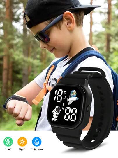 1pc Astronaut & Spaceship Design LED Electronic Watch, Powered By Battery, Fashionable & For Students, Kids, Suitable For School, Gift, Sports, Casual Wear