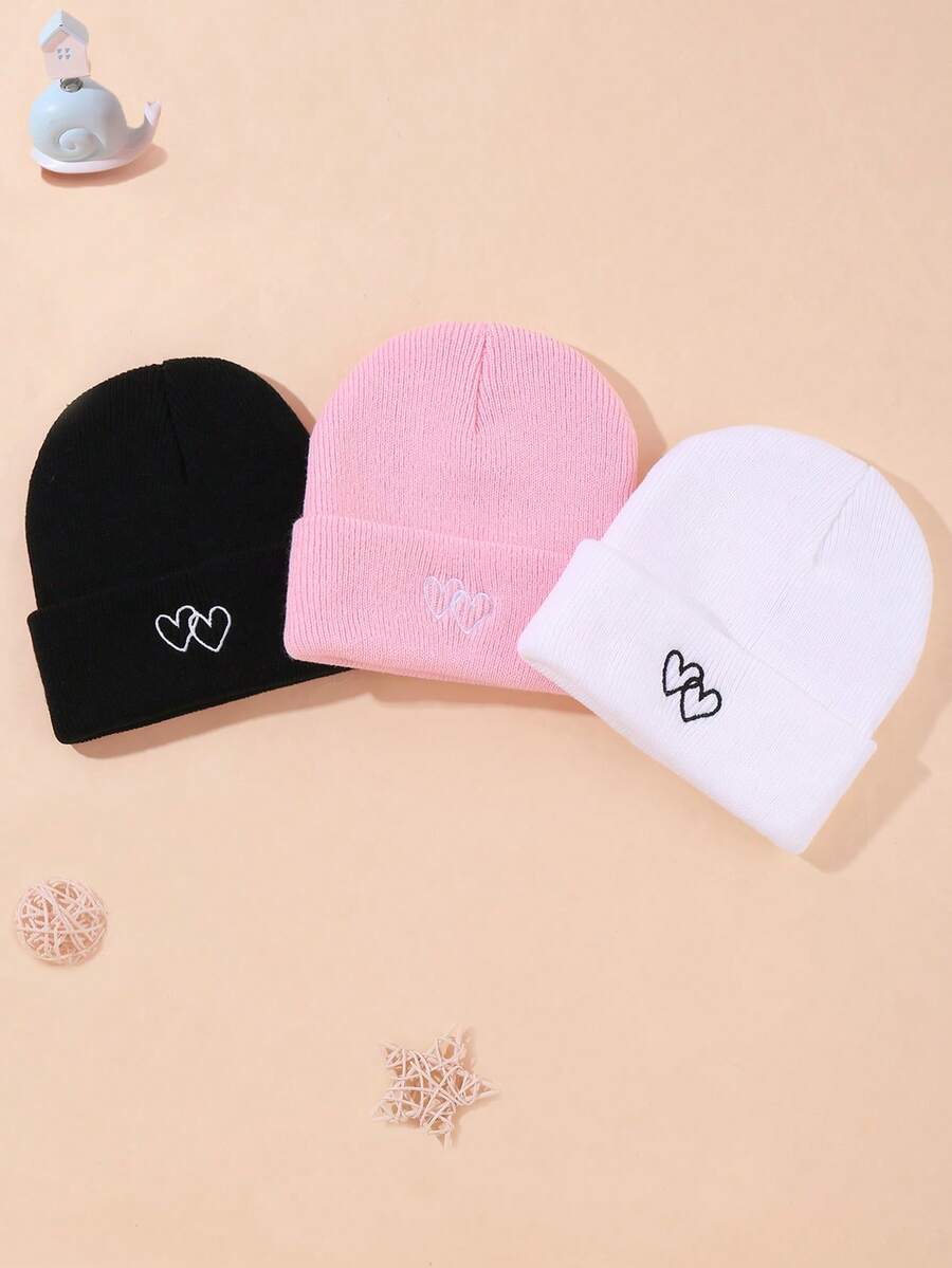 3 Piecesfashionable Combination Of Children's Solid-Color Autumn And Winter Warm Knitted Caps Features A Heart-Shaped Embroidery Design That Can Be Hand-Washed And Worn In Daily Life. It Is Suitable For Children To Keep Warm And Play Outdoors