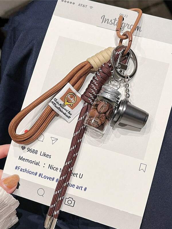 Handgemachte Kaffee-Serie Anhänger mit echten Kaffeebohnen, Eiskaffe-Amerikanisch, vielseitiger Metall-Kaffeekanne Schlüsselanhänger, Auto-Anhänger, Rucksack- und Taschencharms, Schlüsselanhänger für Damen und Herren, ideales Geschenk für unisex Herbst Y2K