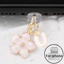 Dop de praf pentru port de încărcare telefon 2 în 1 cu sakura roz + 26 de litere, accesoriu rafinat cu pandantiv din aliaj, proaspăt, dulce și drăguț, decor pentru port de încărcare pentru smartphone, tabletă, căști Kindle, dop transparent anti-praf din silicon, potrivit ca un mic cadou, port de încărcare telefon impermeabil și anti-umezeală, compatibil cu iPhone Lightning/Type-C, protejează ferm portul de încărcare, design drăguț