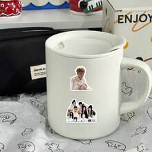 70张ATE EZ/ALLDAYPROJECT、ADP、贴纸，适用于装饰手机壳、电脑、书桌、笔记本、杯子等，送给朋友的精美小礼物 - 彩色 - 查看 9