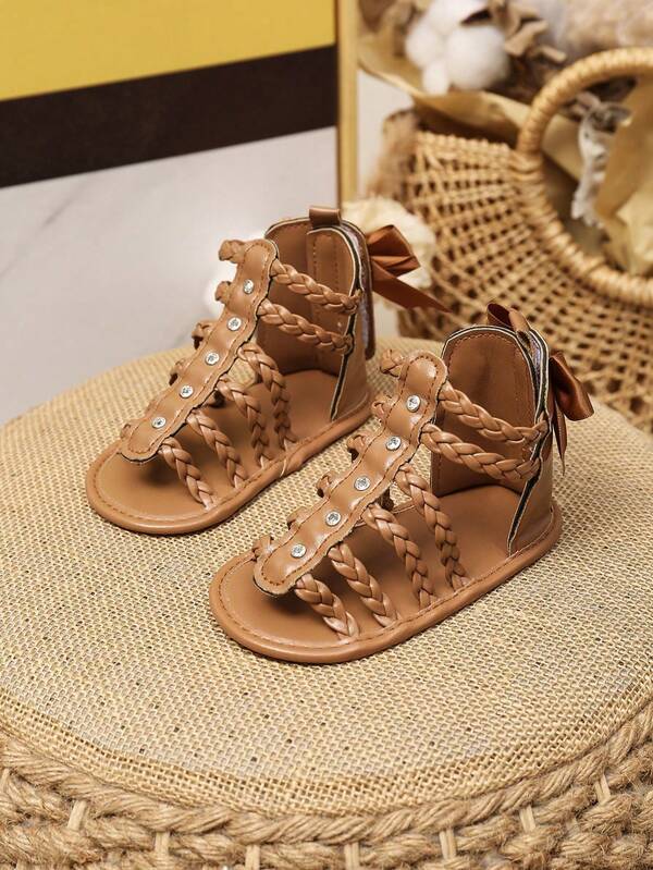 Zapatos para bebé Yibubu en color marrón, zapatos para niña bebé, diseño de tejido, lazo lindo, simple y de moda, suela suave antideslizante, zapatos para recién nacidos, primeros pasos