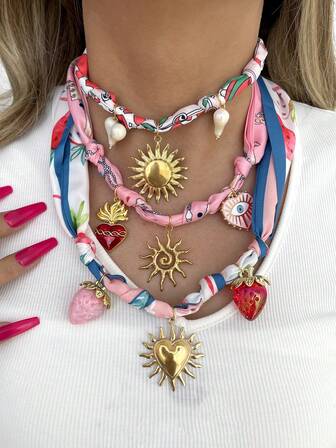 1 件圣诞波西米亚风格创意时尚优雅精致钛钢太阳心眼草莓项链女士姐妹情侣珠宝礼物，适合日常约会派对节日礼物送礼度假穿着