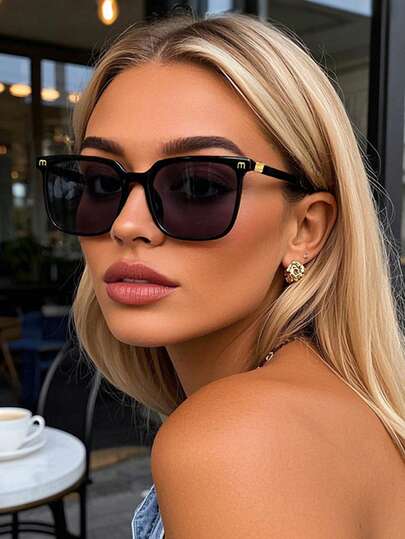 1 Pair Classic Letter Design Square Fashion Glasses For Women