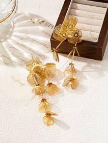 1 Pair Alloy Gold-Plated Earrings, Dreamy & Beautiful! Flower & Leaf Rhinestone Decor, Women's Earrings, Eye-Catching For Dates & Outings (Shipped On Card)