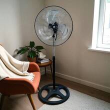 Ventilador Industrial 3 en 1 18" | De Piso, De Pared y De Pedestal | Potente y Ajustable - Tipo de Enchufe A USA (110-127V) - Ver 2