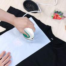 1pc Mini Portable Heat Transfer Press Machine, Home DIY Heat Press, Manual Heat Press, Heat Transfer Gadget, Comes With Storage Bag And 2 Sticker Sheets
