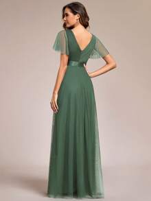 EVERPRETTY Elegant V-Neck Green A-Line Maxi Bridesmaid Dress, Spring/Summer Wedding Guest Formal Gown, Suitable For Parties, Balls - Olive Green - View 3