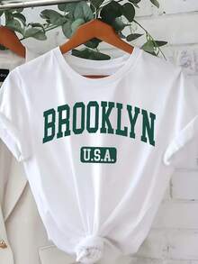 Plus Size BROOKLYN Print T-Shirt, Casual Short Sleeve Crew Neck Top For Spring & Summer, Short Sleeve Crew Neck Casual Top, Breathable Fabric, Machine Washable, All-Season Comfort, T-Shirt Stylish, Comfortable Clothing, Classic Round Neckline, Ladies T Shirt - 白色 - 查看 1