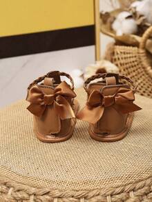 Yibubu Brown Infant Shoes,Infant Girl Shoes,Weaving Design,Cute Bow,Simple And Fashionable,Soft Sole Anti-Slip,Newboen Infant Shoes,First Walker