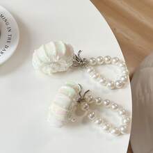 Funda protectora de estilo concha con proceso de enchapado para AirPods Series, Series y Series, compatible con AirPods 1/2/3/4/Pro/Pro2, FreeBuds 5i/6i/SE2/SE3/Pro3/Pro4/Clip y Galaxy Buds 3/Buds 3 Pro, diseñada para niñas con colgante de elemento